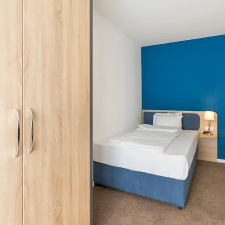 Premium Crown 4* Belgrado