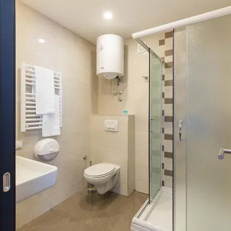 Premium Crown 4* Belgrado
