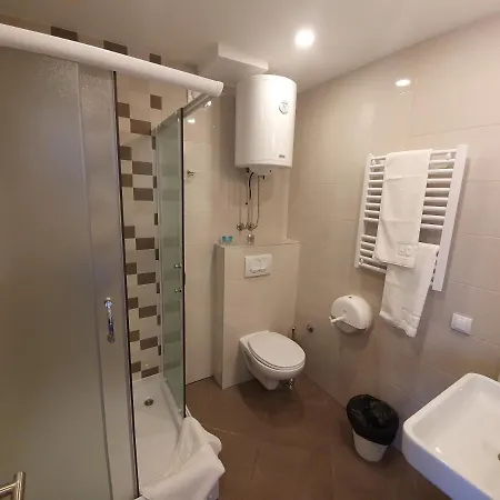 Hotel Premium Crown 4*