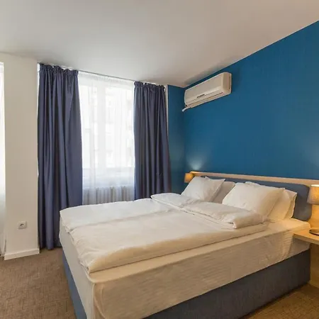Hotel Premium Crown