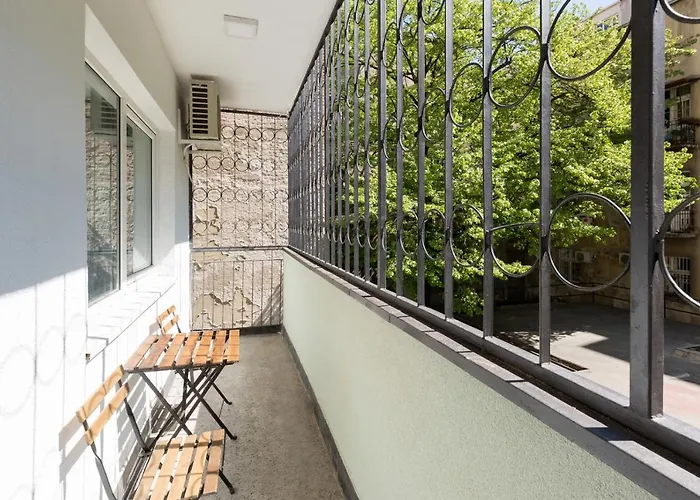 Premium Crown بلغراد